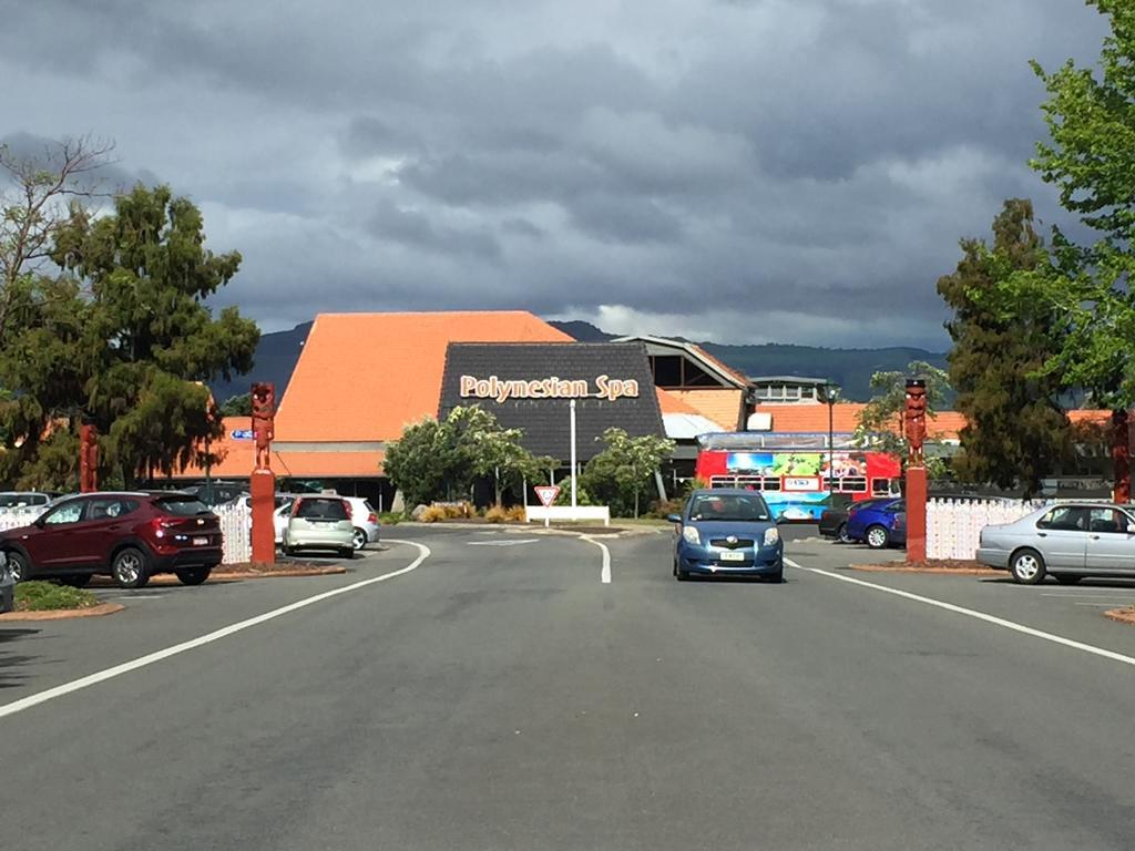 Kiwi As Rotorua