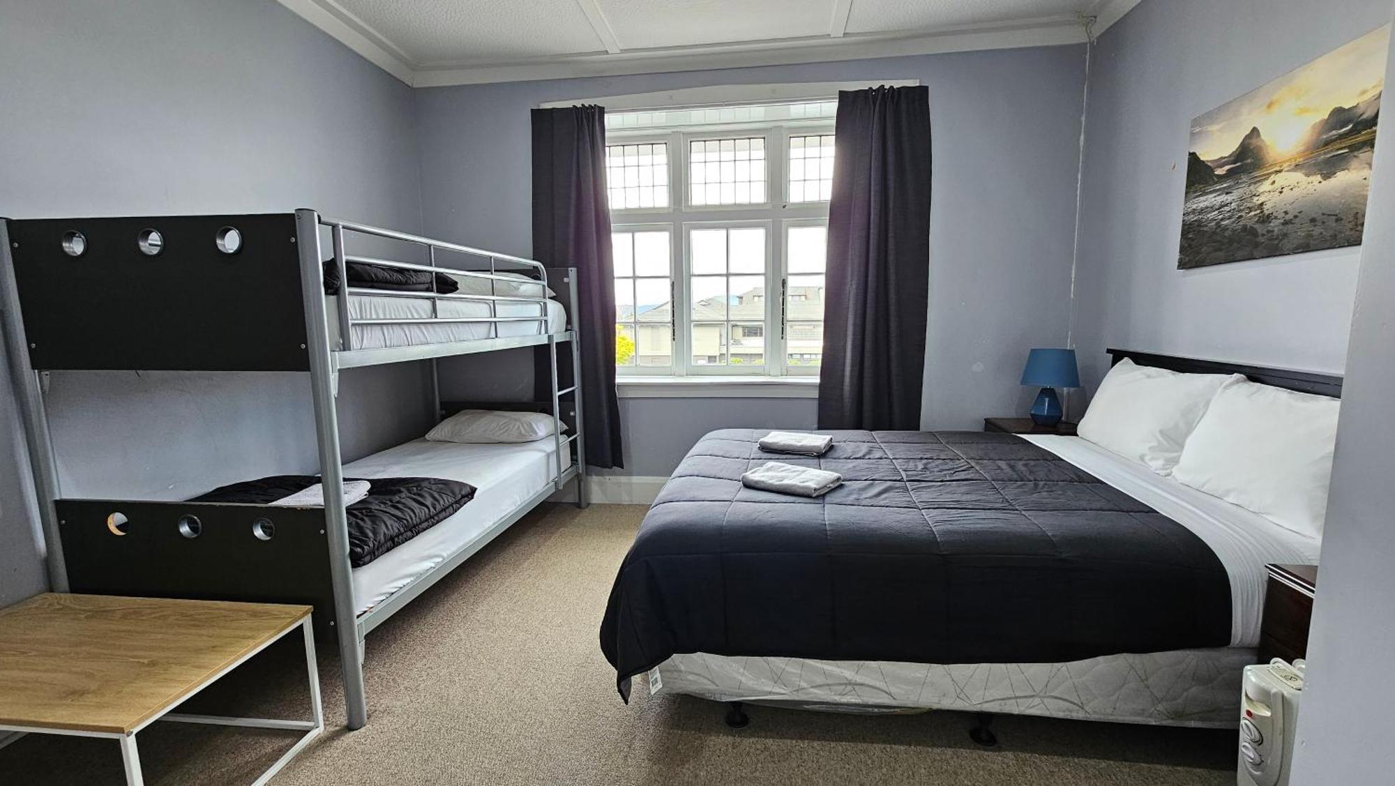 Guest house Kiwi As